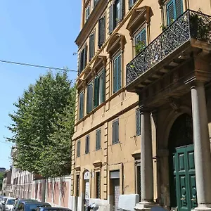 - Laterano 85 Appartamento