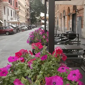 Alojamento de Acomodação e Pequeno-almoço San Michele A Porta Pia, Roma